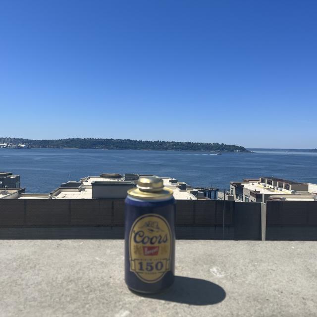 Our gift shop 150th Crowler Cans like to travel as well! In this case, we're soaking up the view of Puget Sound. 📸: Nelly P.  State 5 of 50 #coorsbrewerytourist