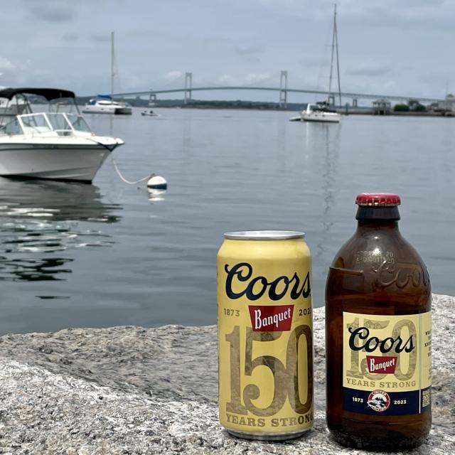 Beautiful day to have a Banquet by the water in Rhode Island. 📸: Dave L. State 8 of 50 #coorsbrewerytourist
