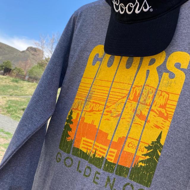 The holidays are right around the corner! Know someone who loves Coors? Let us help you with some gift ideas. New items coming soon! Link also in bio.